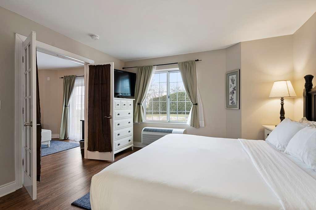 Charlevoix Inn & Suites Surestay Collection By Best Western Værelse billede
