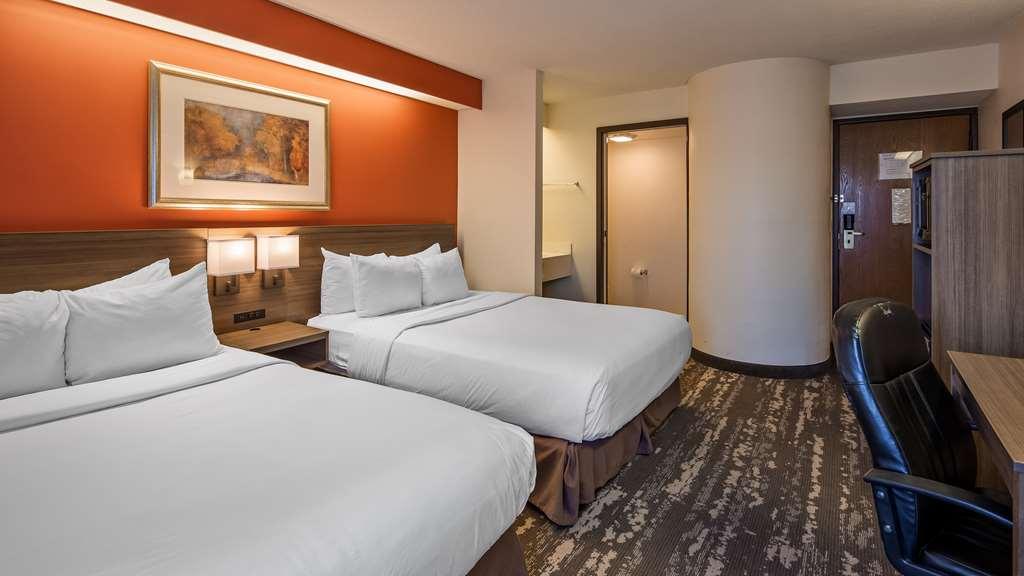 Charlevoix Inn & Suites Surestay Collection By Best Western Værelse billede